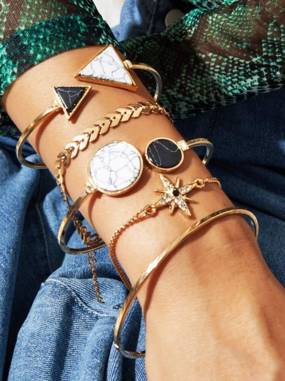 NIB SHEIN Gold-Tone Bracelet Set with White Marble Discs